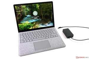 Surface Laptop 2 1769