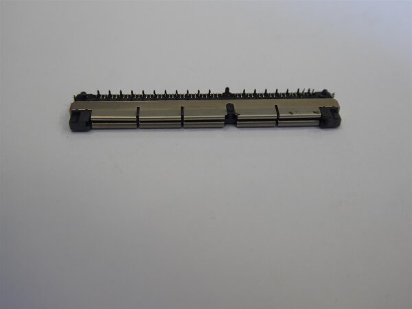 Apple  Macbook Pro  A1708 HDD Anschluss aus Board Macbook Pro  820-00840   #T0