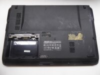 Asus X5DIJ NoteBook mit Speicher ohne Akku HDD und Netzteil geht an