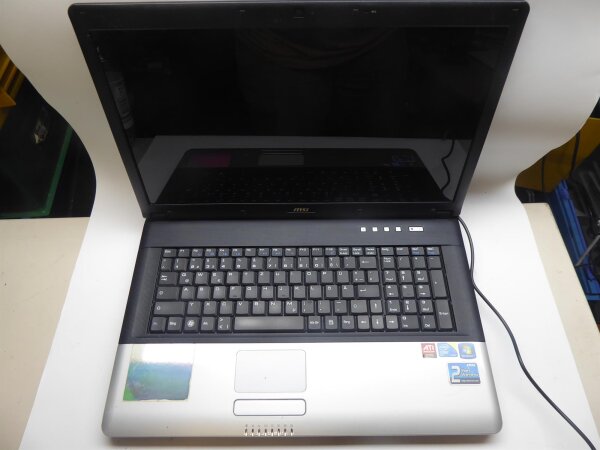 MSI A7005 NoteBook mit Speicher ohne Akku HDD und Netzteil defekt