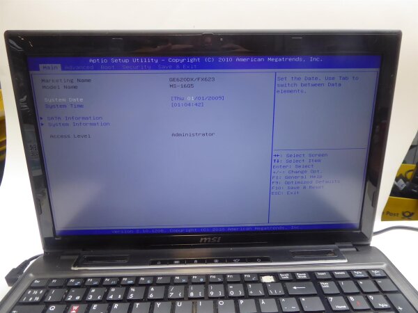 MSI GE620DX Notebook Intel i5-2450M 2GB DVD Akku ohne HDD NT geht an