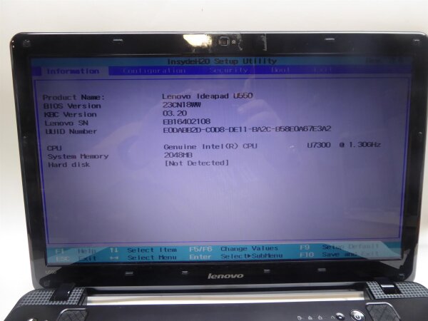 Lenovo IdeaPad U550 Notebook Intel U7300 2GB DVD ohne Akku HDD NT geht an