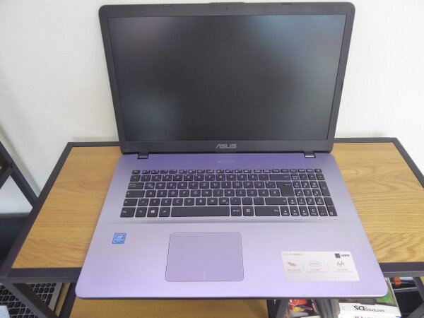 Asus VivoBook 17 Büro Notebook Intel Pentium 4405U 8GB - 512GB SSD