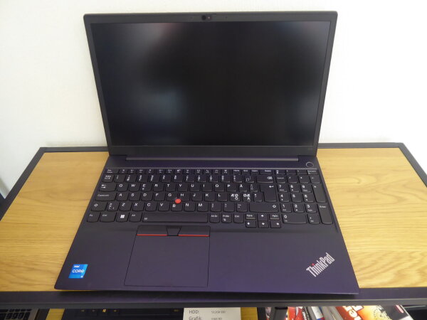 Lenovo ThinkPad T15 Gen. 2 Büro Notebook Intel i5-1135G7 8GB - 256GB SSD