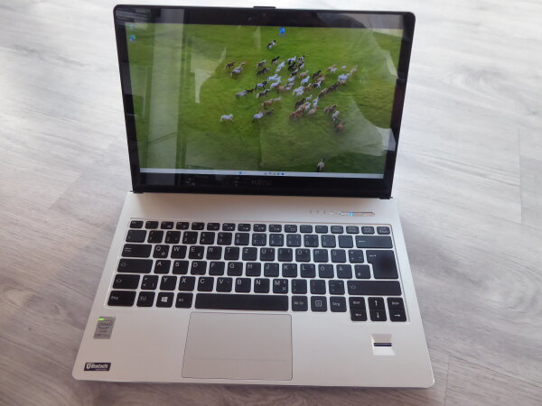 Fujistsu LifeBook 5 S904  Büro Notebook Intel i7-4600U 8GB 256GB SSD 2K Touch
