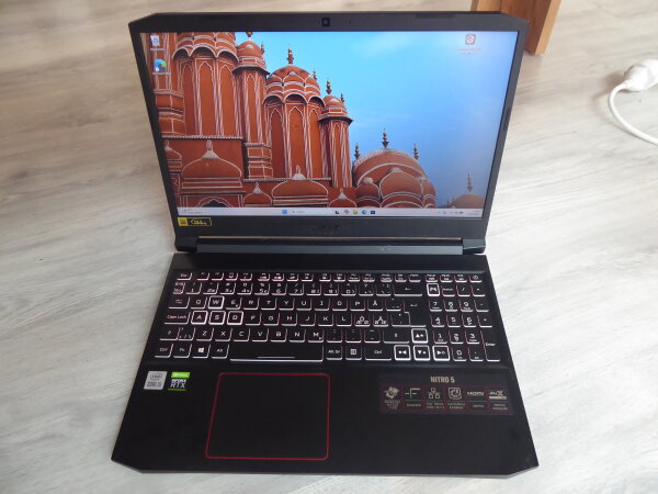 Acer Nitro A515-55 Gaming Notebook Intel i5-10300H RTX 3060 16GB 512GB SSD