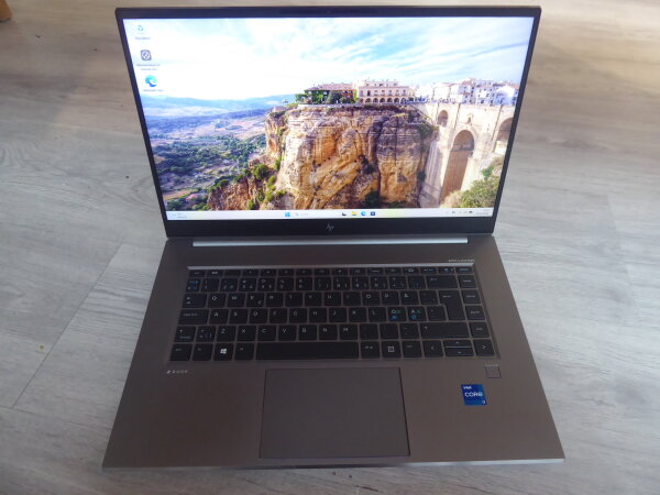 HP Zbook Studio15 G8 Büro Notebook i7-11800H 16GB - 512GB SSD Quadro T1200