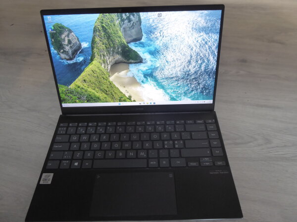 Asus ZenBook UX425J Freizeit Notebook Intel i5 1035 8GB - 512GB SSD