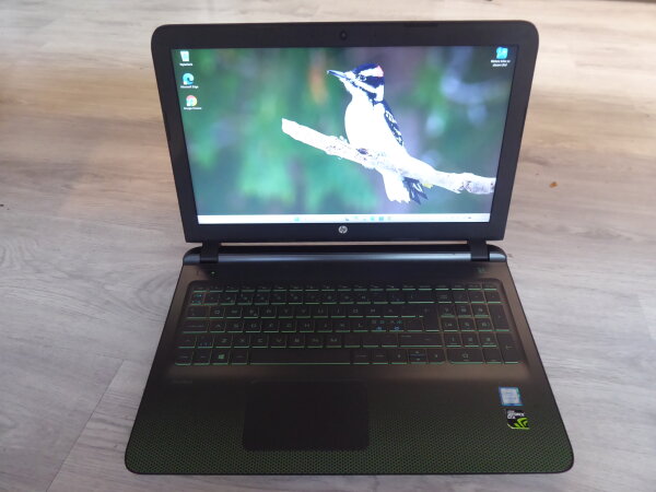 HP Pavilion 15 Notebook Intel i5 6300HQ 16GB - 148GB SSD Nvidia GTX 950