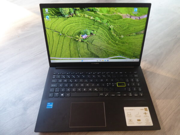 Asus VivoBook 15 Notebook Intel i3 1115G4 8GB - 512GB SSD
