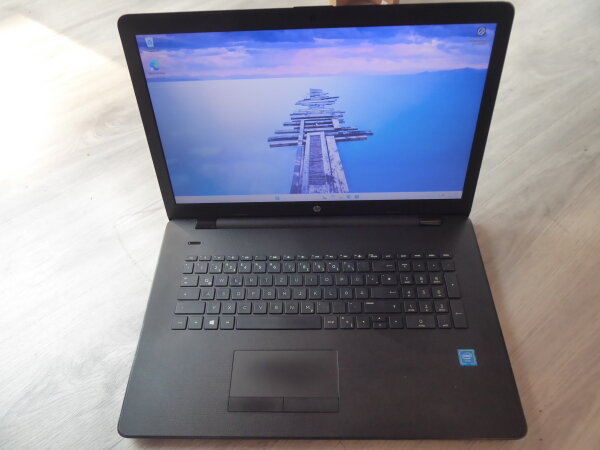 17 BS023 Notebook Intel N3060 8GB - 256GB SSD