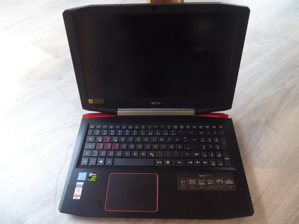 Acer Nitro VX5-591 Notebook Intel i5-7300H 8GB 256GB SSD Nvidia GTX 1050 Ti