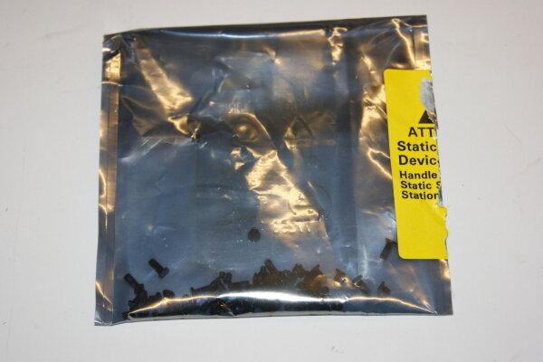 TOSHIBA Satellite L300D Schraubensatz Screw Set #2044