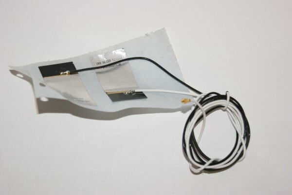Acer Aspire 7560 WLAN Antenne Antennensatz DC330007710 #2645
