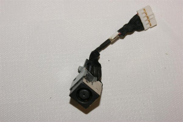 Dell Vostro V131 Strombuchse Powerbuchse mit Kabel 0GC2G4 #2713