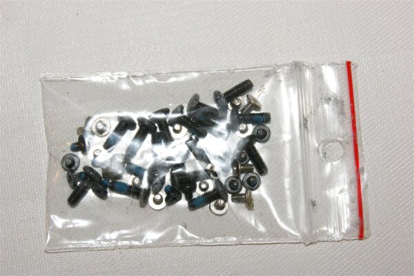 Samsung RV520 Schraubensatz Screws Set #2741