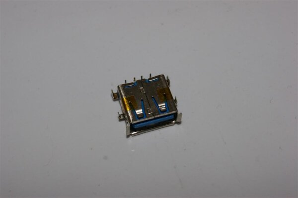 Medion Akoya E6221 MD98032 USB Buchse 3.0 vom Mainboard #2148