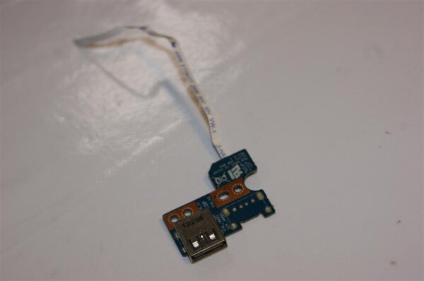 TOSHIBA Satellite C870 USB Board mit Kabel #3308