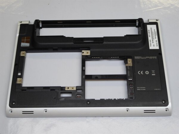 Sony Vaio SVE111B11M Gehäuse Unterteil Schale weiss 012-120A-9921-A #3732_01