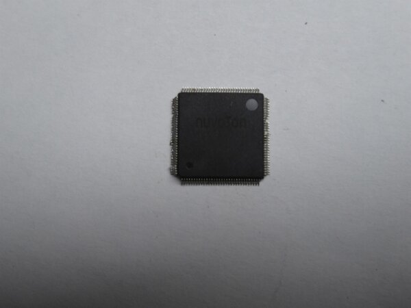 Novoton NPCE795LA0DX Super IO Chip / IO QFP128   #2716.10.6