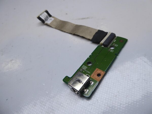 Medion Akoya E7218 Powerbuchse Strombuchse mit Kabel 48.4N008.011  #4309